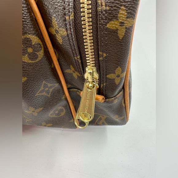 Louis Vuitton Sac Gymnastique Monogram Canvas Sport Bag(rare Find)PRICE IS FIRM! - Picture 5 of 16